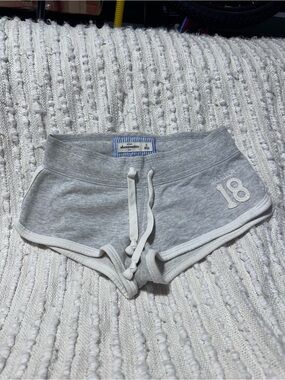 Abercrombie Kids Girls Gray Dolphin Sweat Shorts Size S